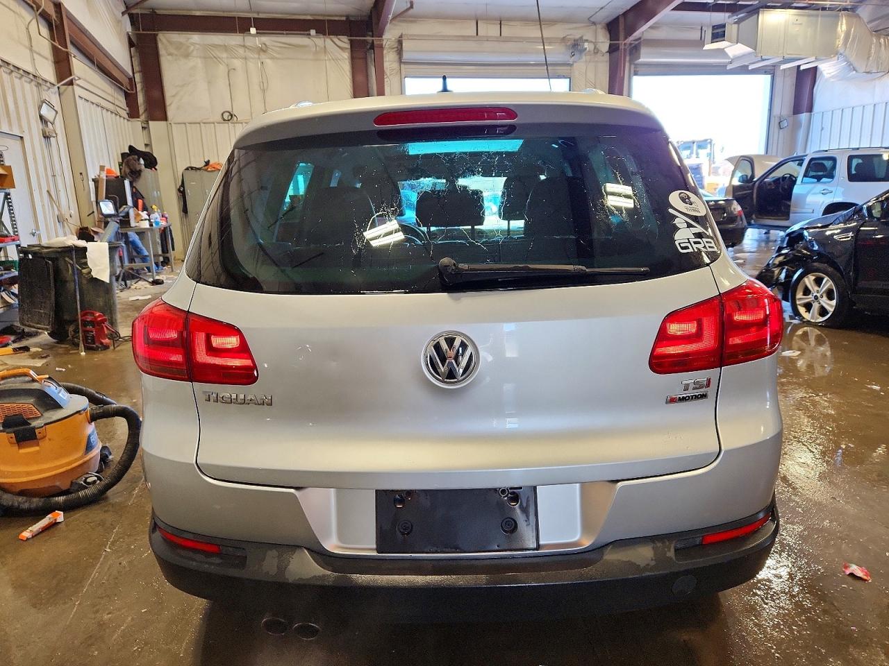 2017 VOLKSWAGEN TIGUAN WOLFSBURG photo 6