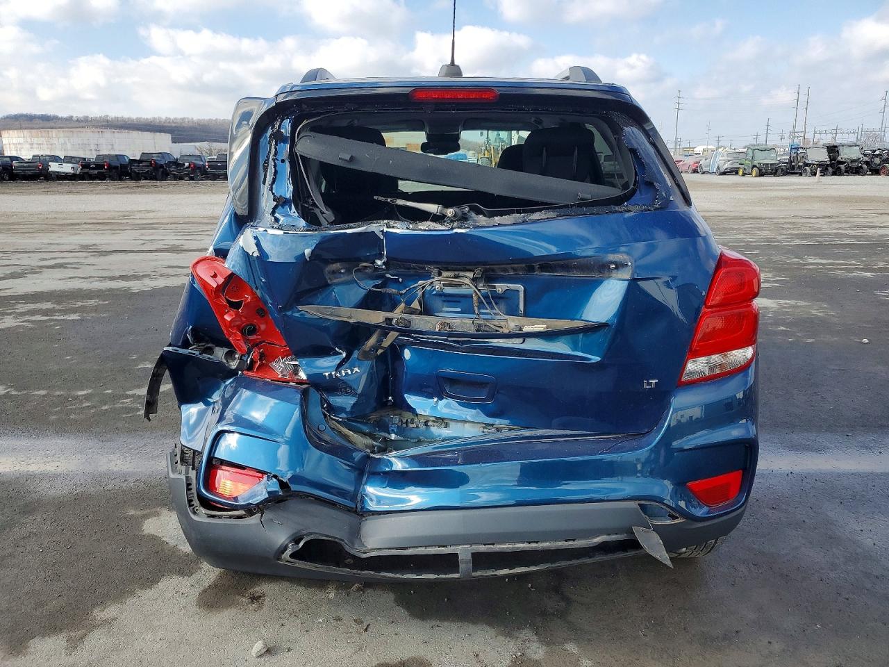 2019 CHEVROLET TRAX 1LT photo 6