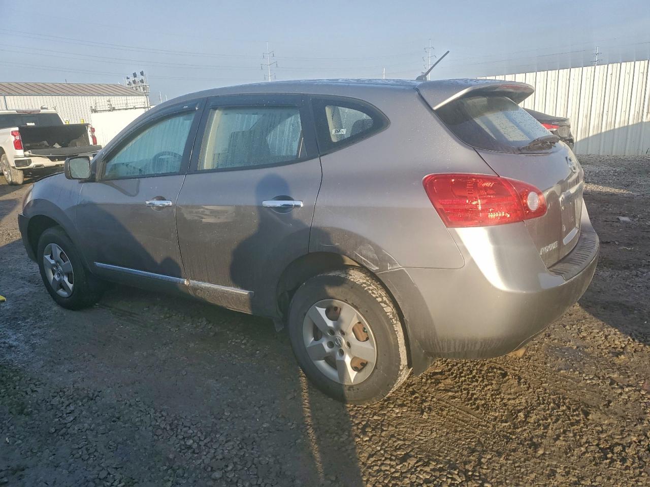 2013 NISSAN ROGUE S photo 2