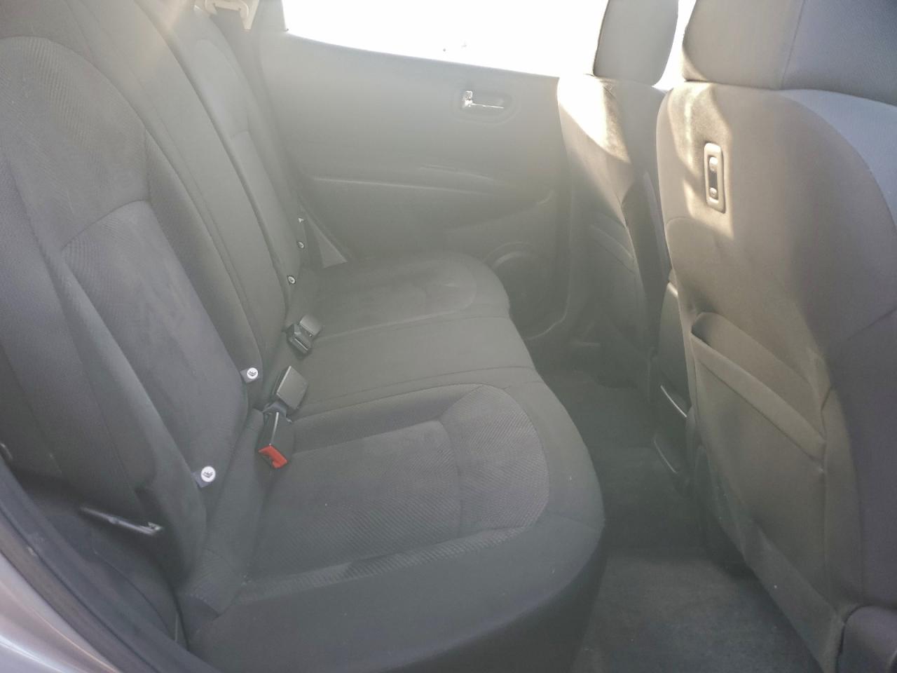 2013 NISSAN ROGUE S photo 11