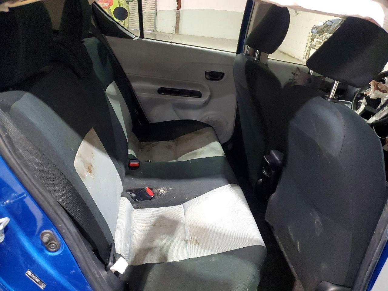 2012 TOYOTA PRIUS C photo 10