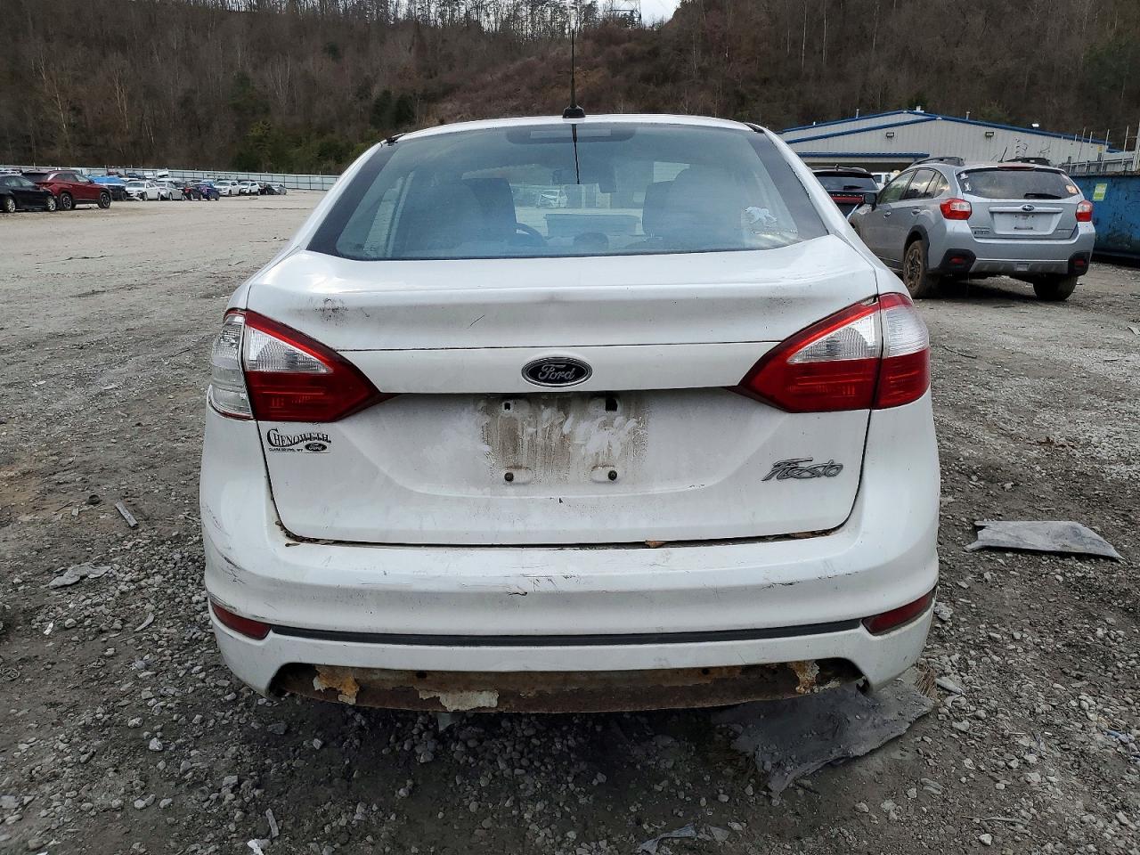 2015 FORD FIESTA S photo 6