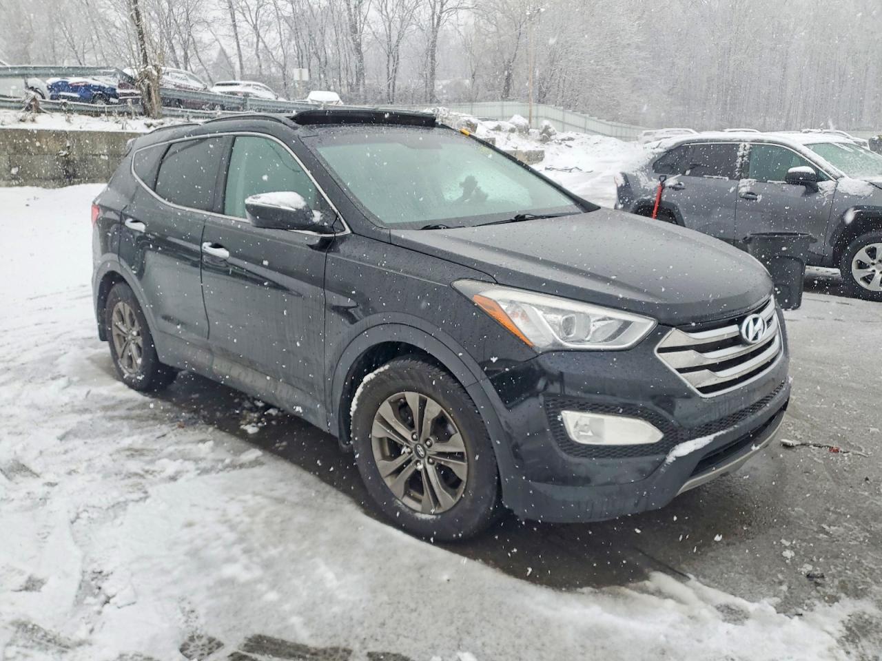 2015 HYUNDAI SANTA FE SPORT photo 4