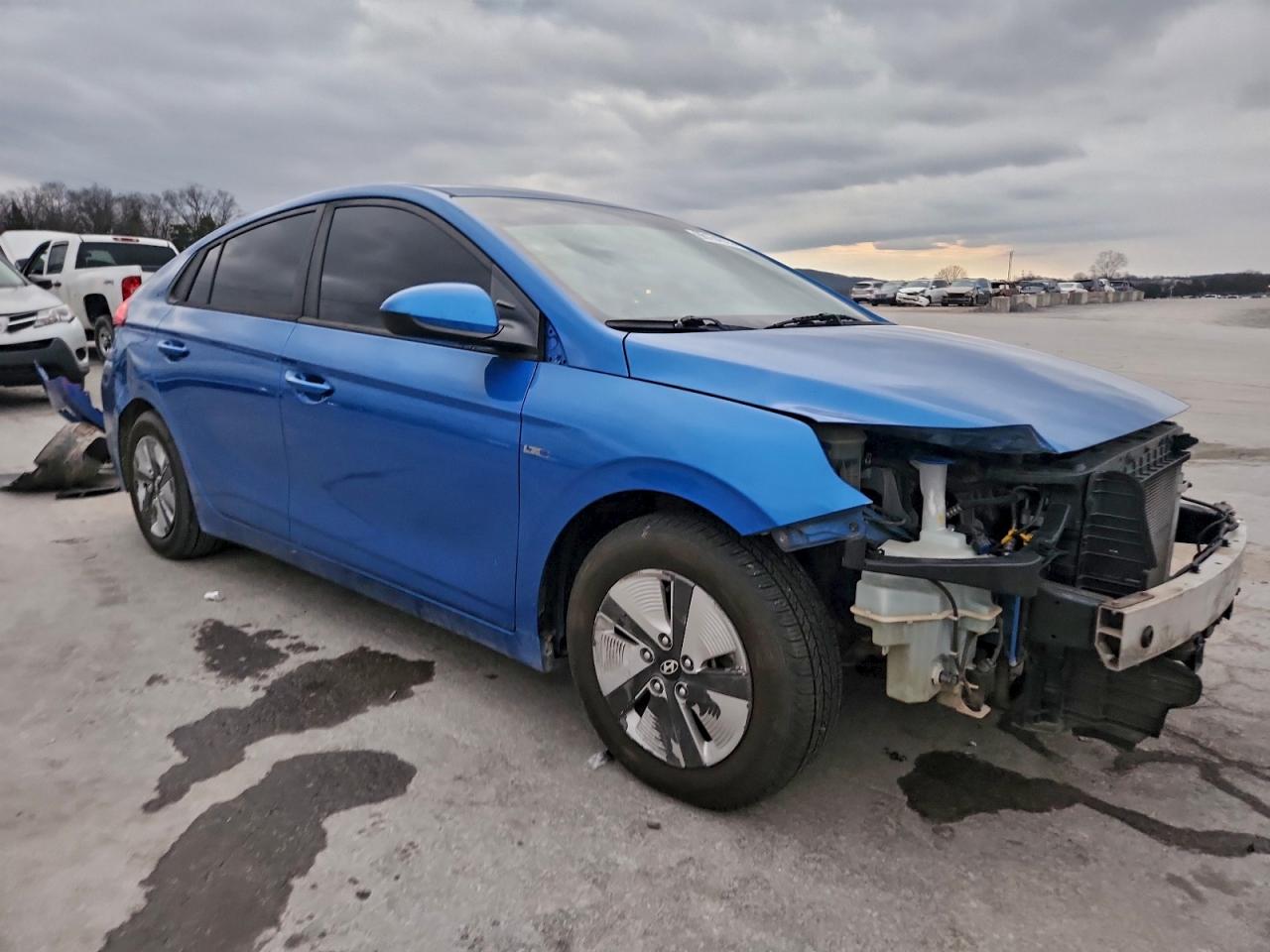 2017 HYUNDAI IONIQ BLUE photo 4