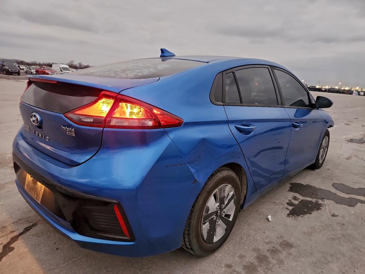 2017 HYUNDAI IONIQ BLUE photo 3