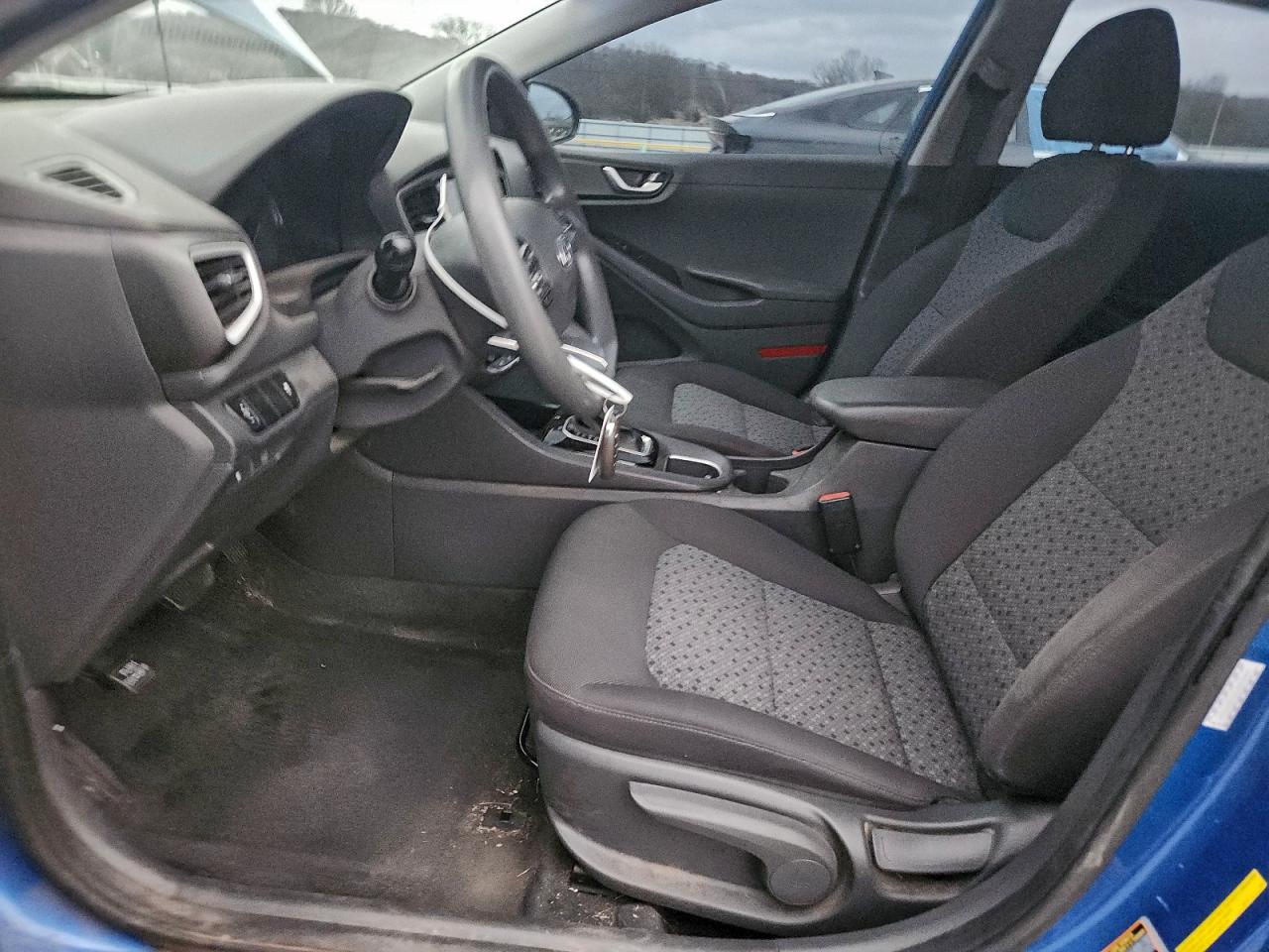 2017 HYUNDAI IONIQ BLUE photo 7