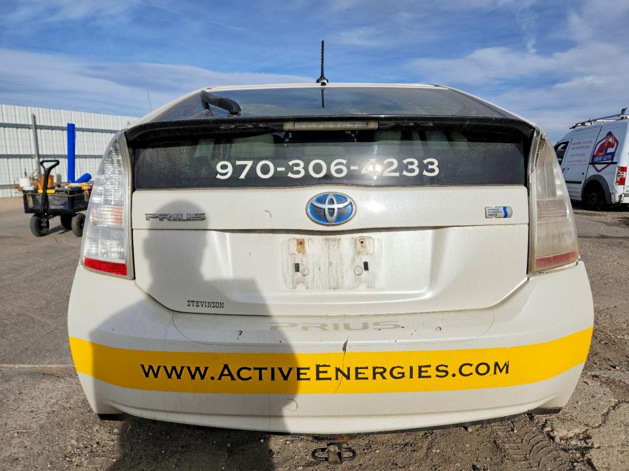 2011 TOYOTA PRIUS photo 6