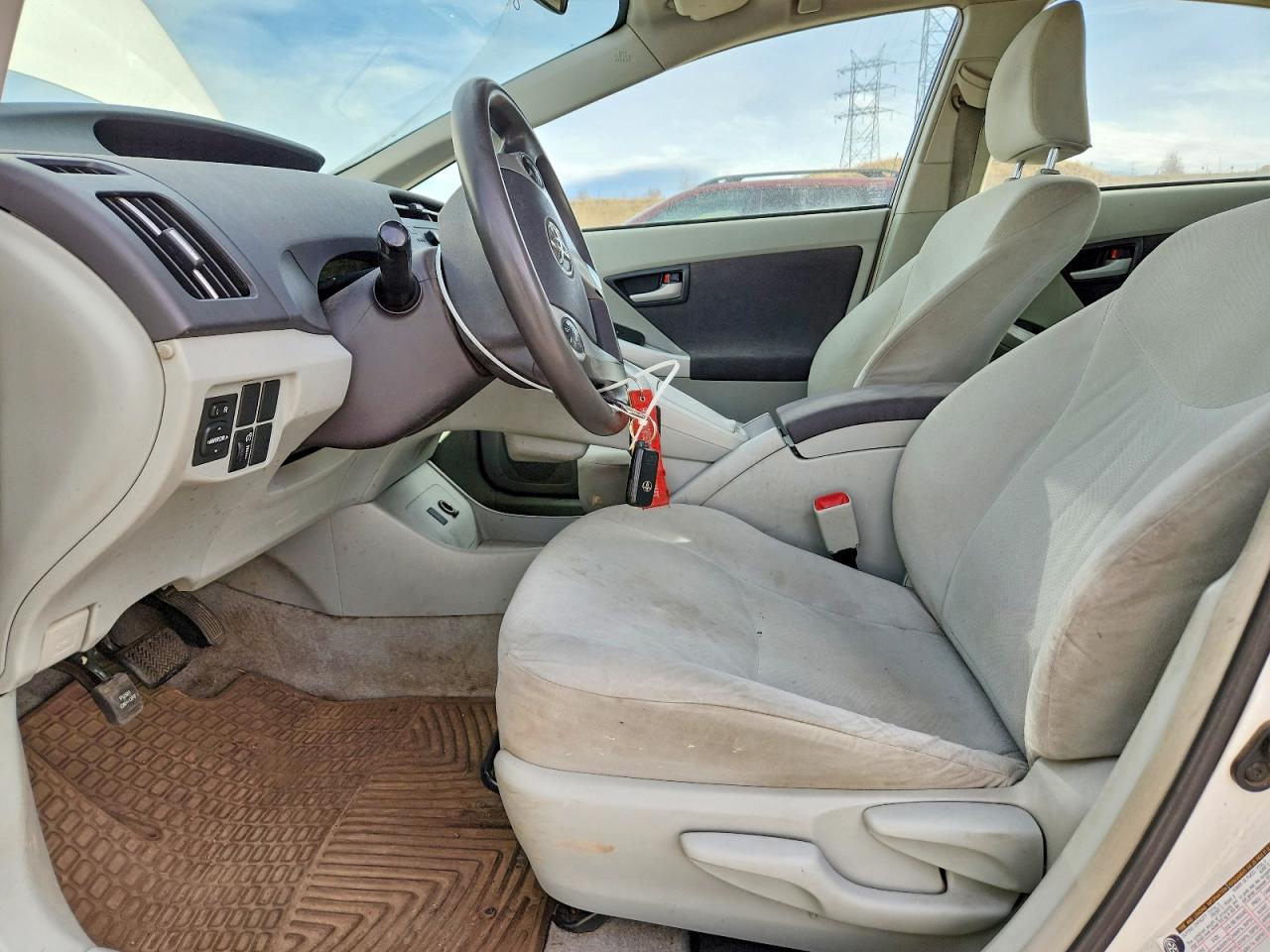 2011 TOYOTA PRIUS photo 7