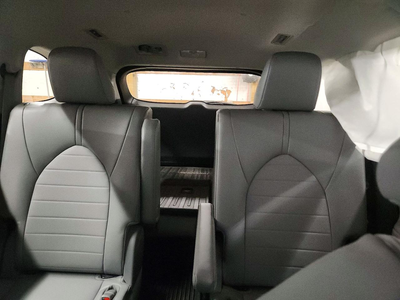 2022 TOYOTA HIGHLANDER HYBRID XLE photo 10