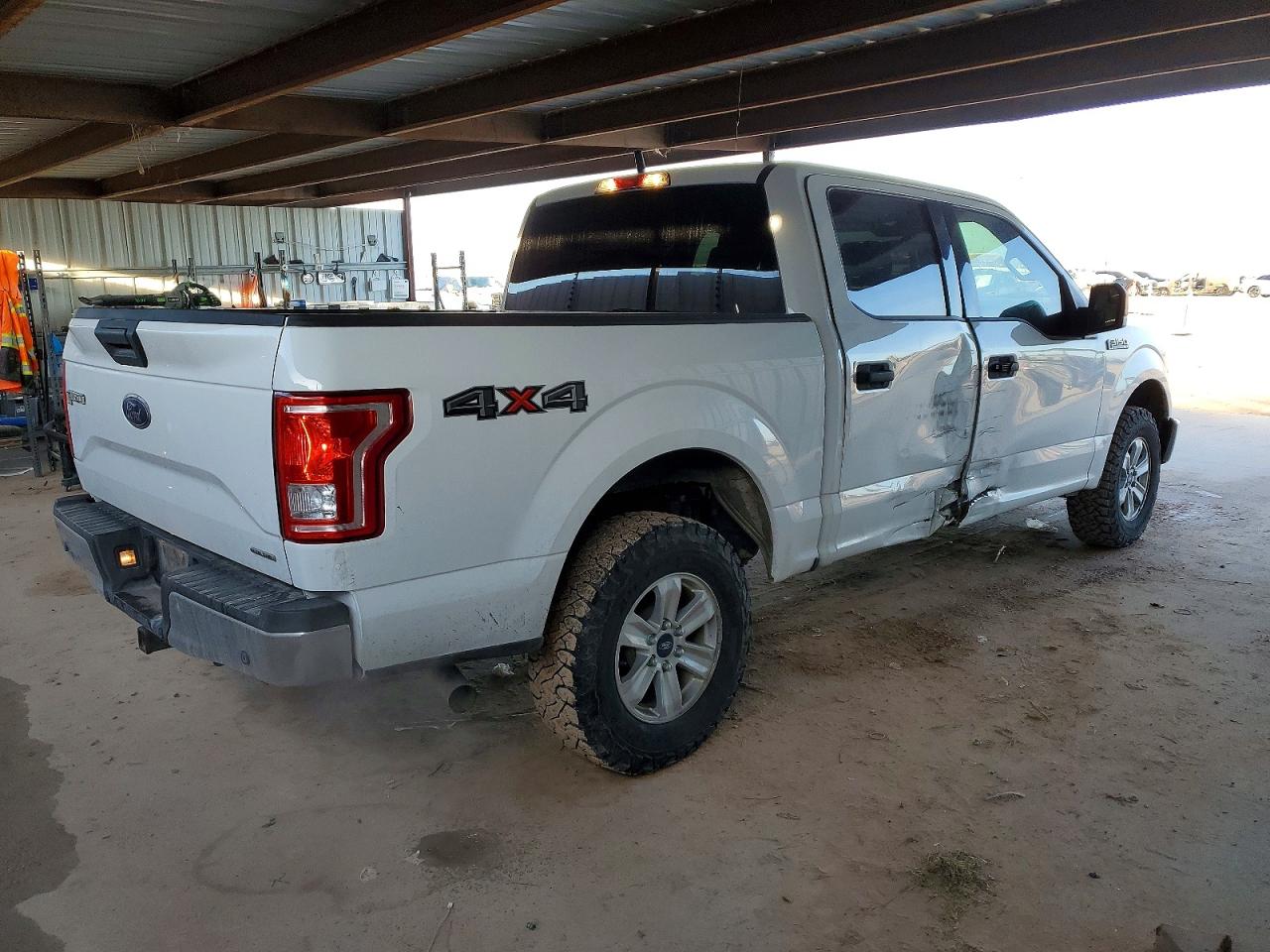 2015 FORD F150 SUPERCREW photo 3