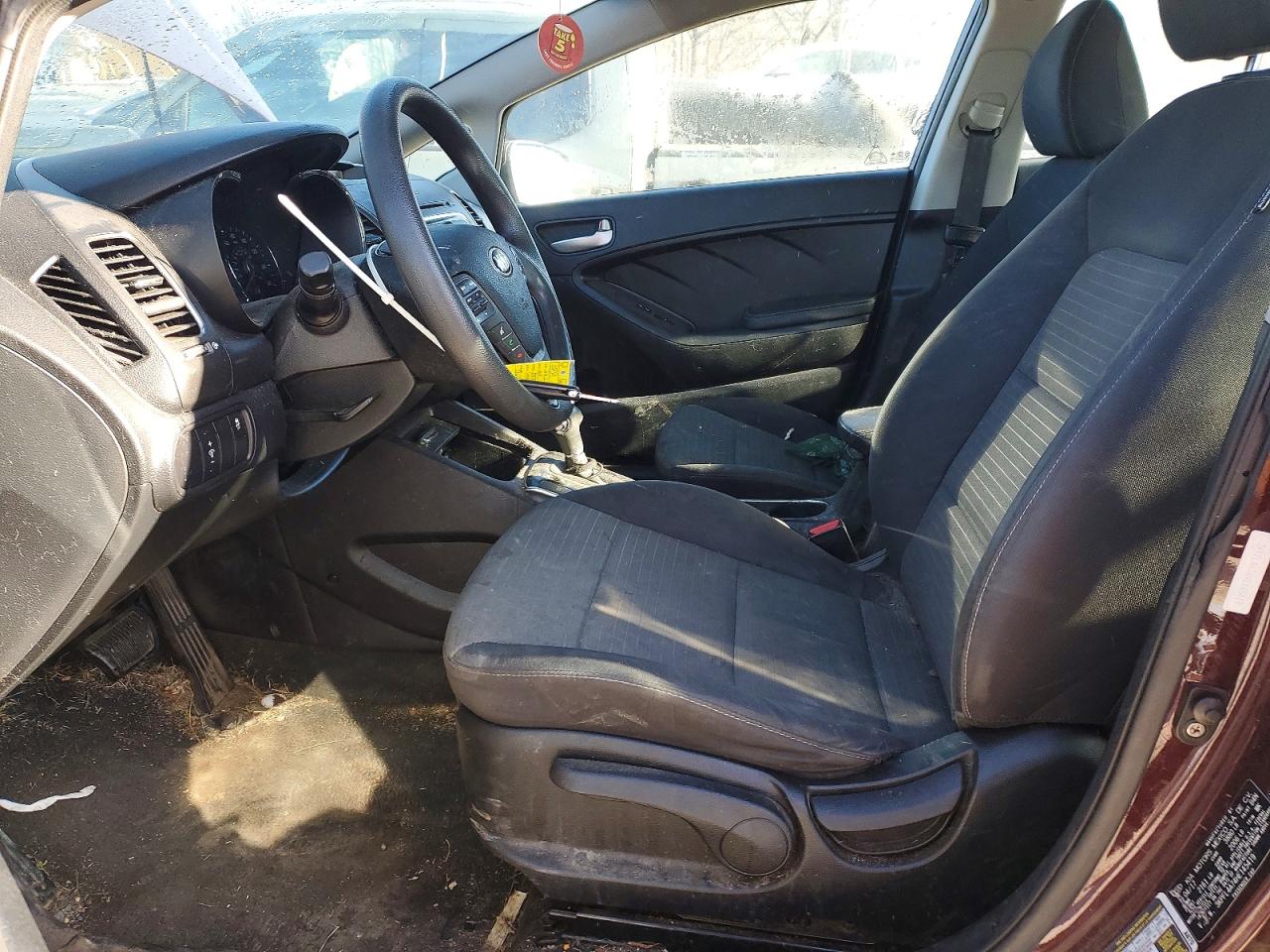 2017 KIA FORTE LX photo 7