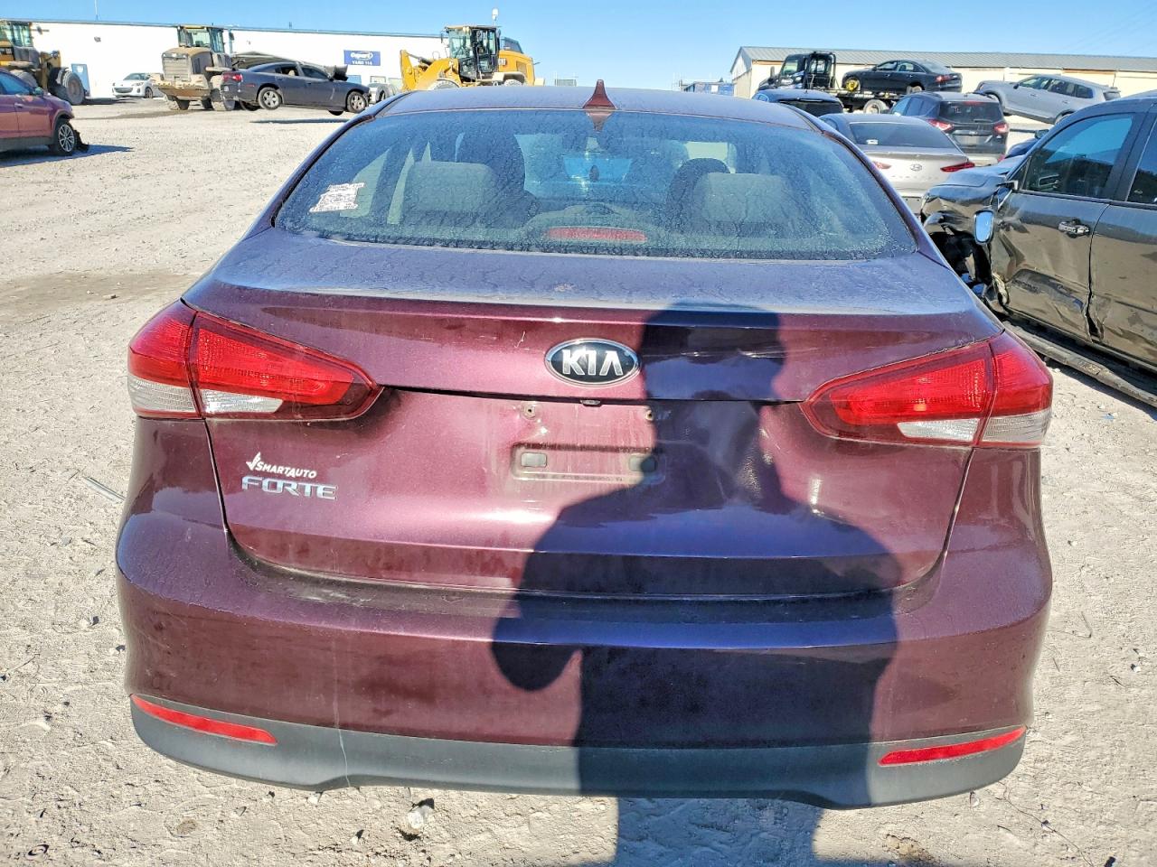 2017 KIA FORTE LX photo 6