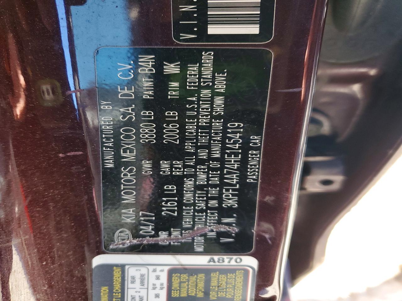 2017 KIA FORTE LX photo 12