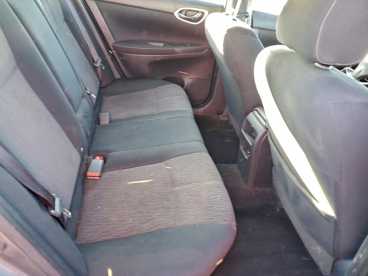 2015 NISSAN SENTRA S photo 10