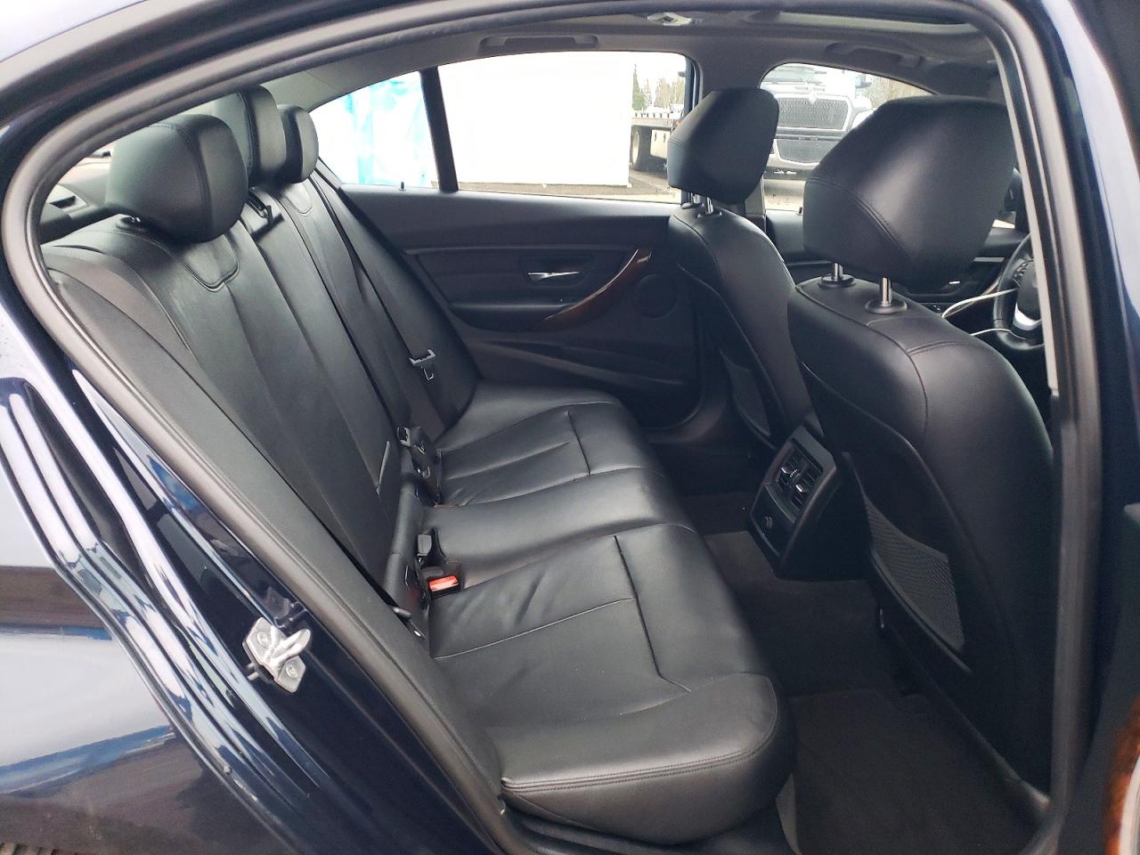 2015 BMW 328 I SULEV photo 10
