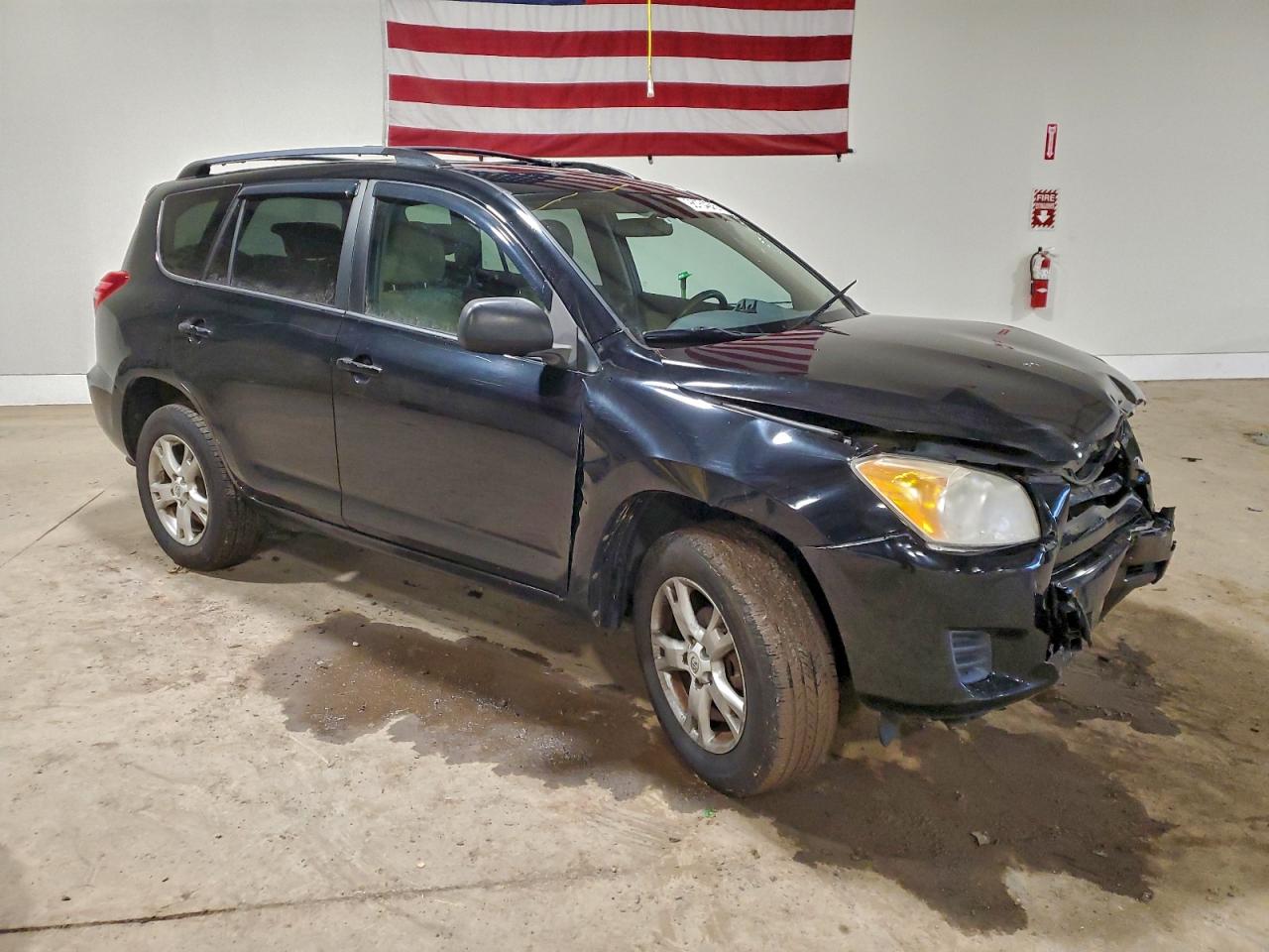 2011 TOYOTA RAV4 photo 4