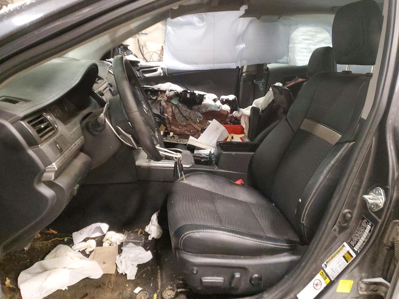 2012 TOYOTA CAMRY BASE photo 7