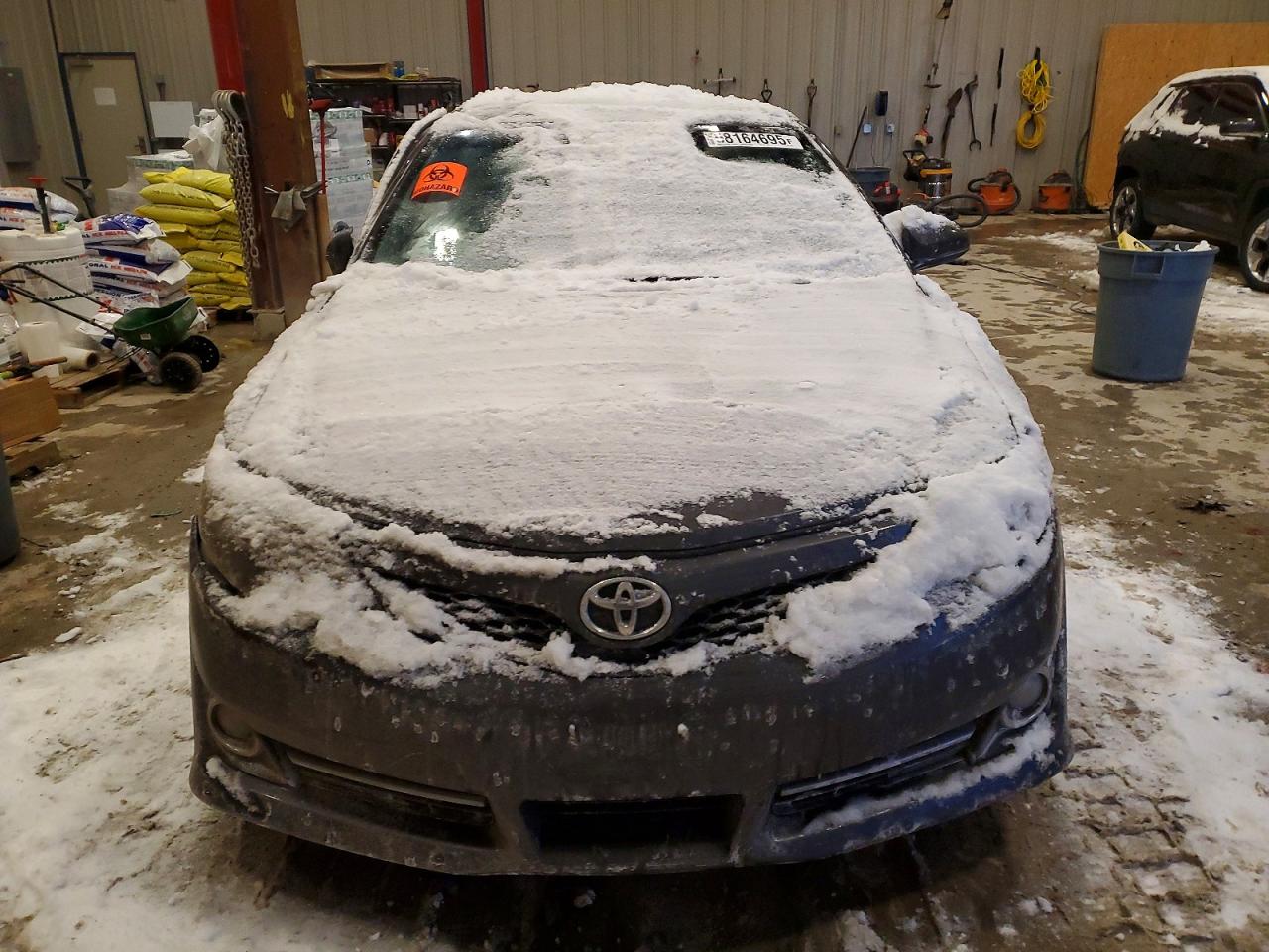 2012 TOYOTA CAMRY BASE photo 5