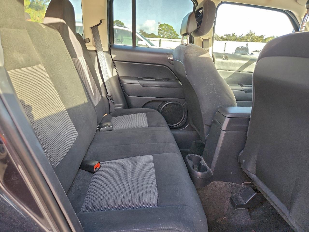 2014 JEEP PATRIOT SPORT photo 11