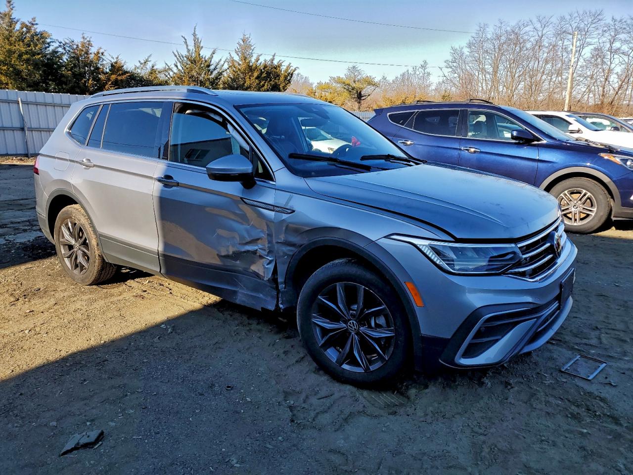 2024 VOLKSWAGEN TIGUAN SE photo 4
