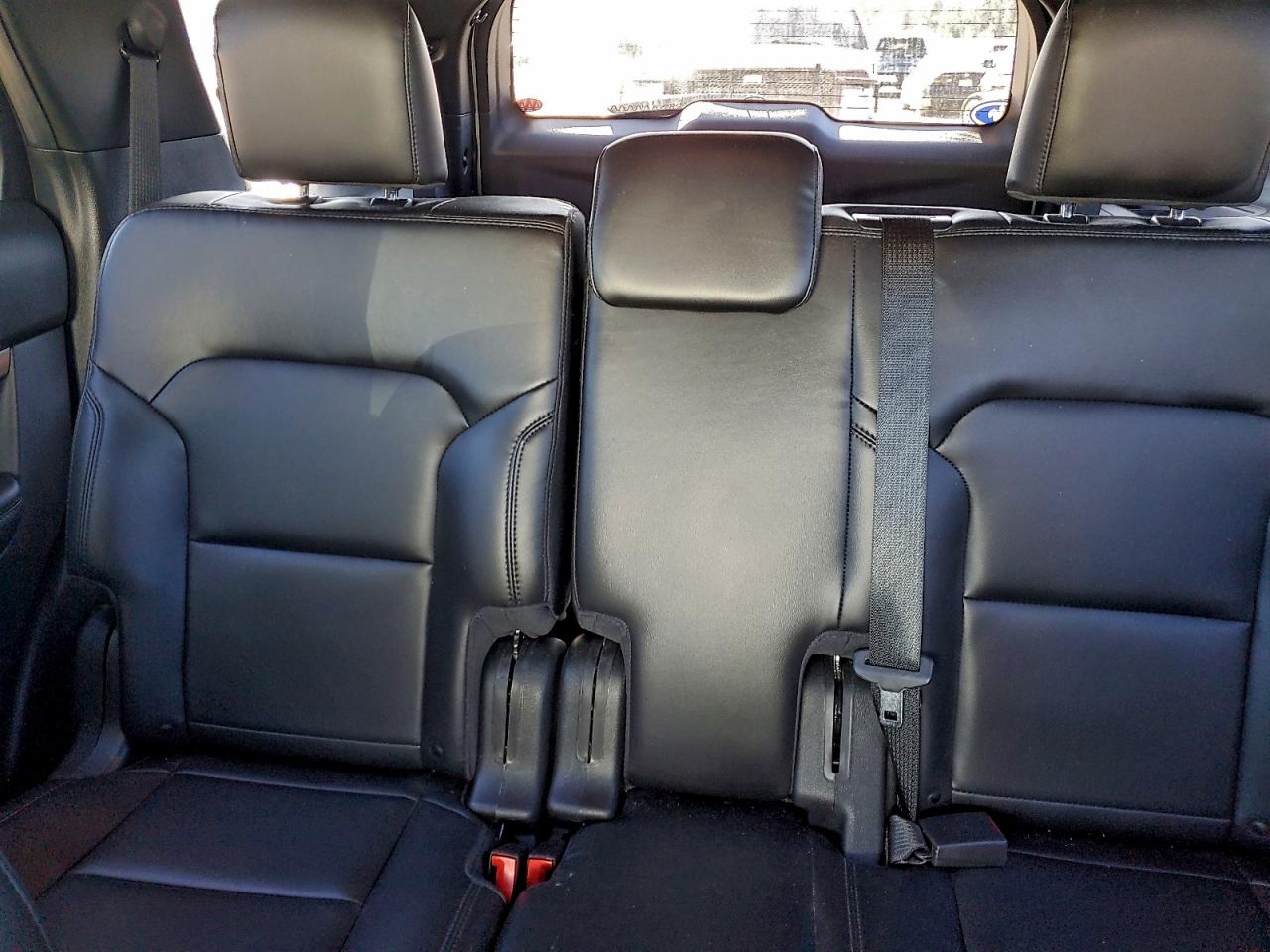 2019 FORD EXPLORER XLT photo 19