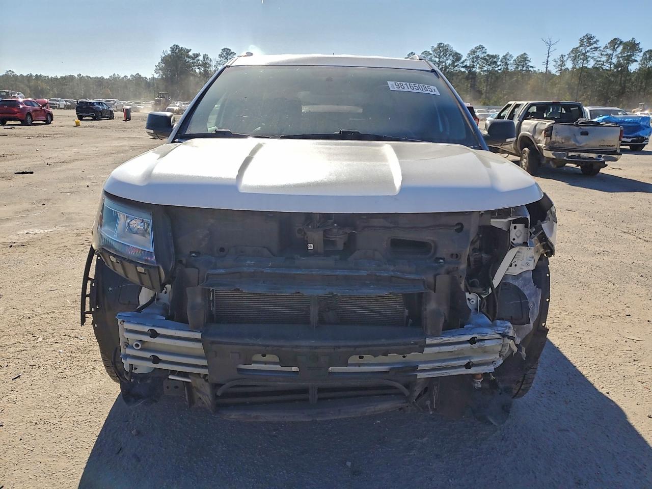 2019 FORD EXPLORER XLT photo 9