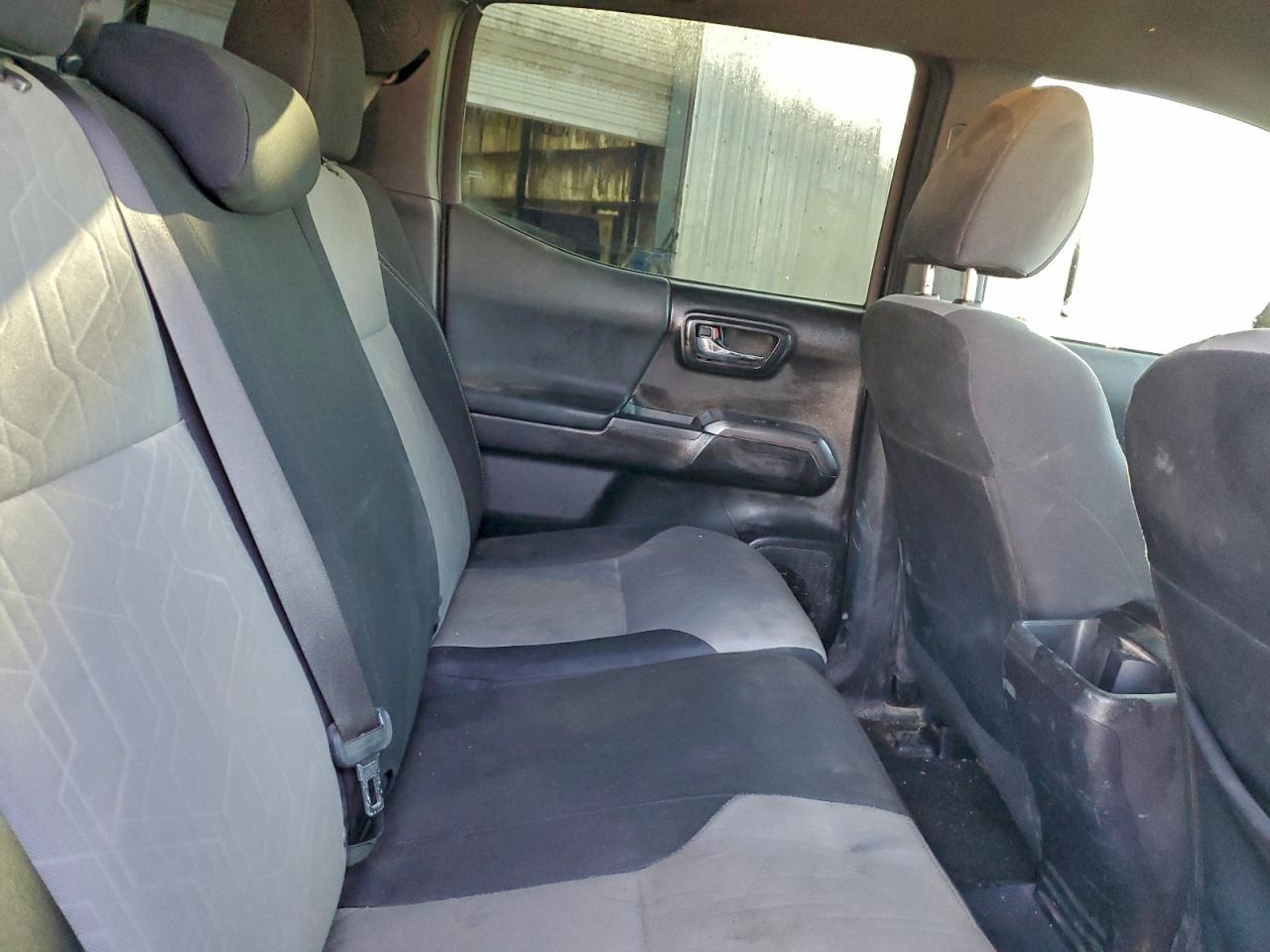 2021 TOYOTA TACOMA DOUBLE CAB photo 11