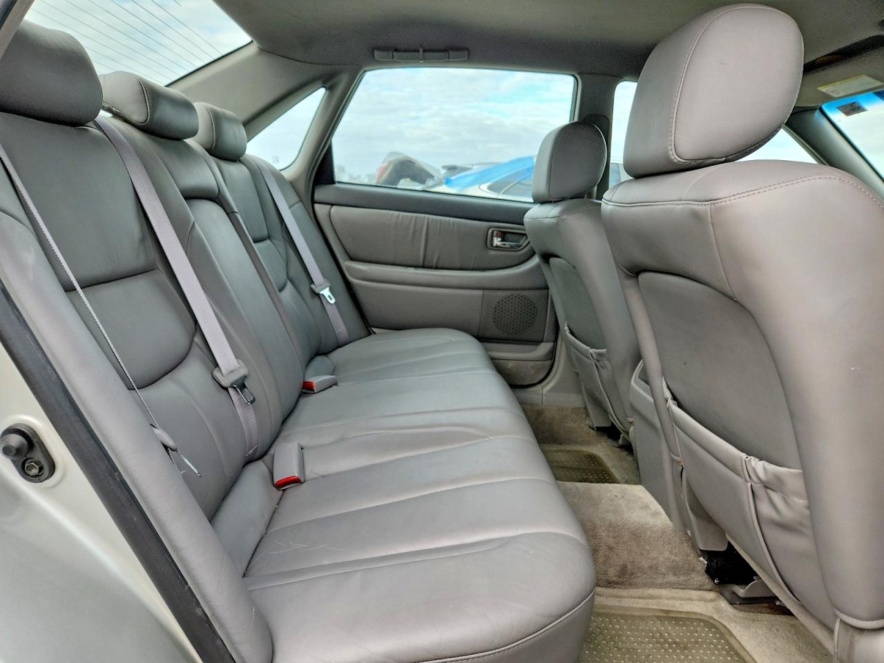 2000 TOYOTA AVALON XL photo 10
