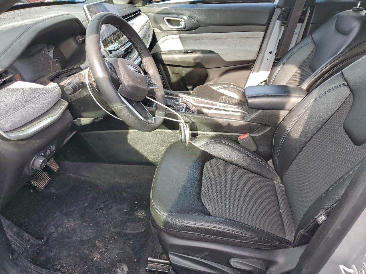 2024 JEEP COMPASS photo 7