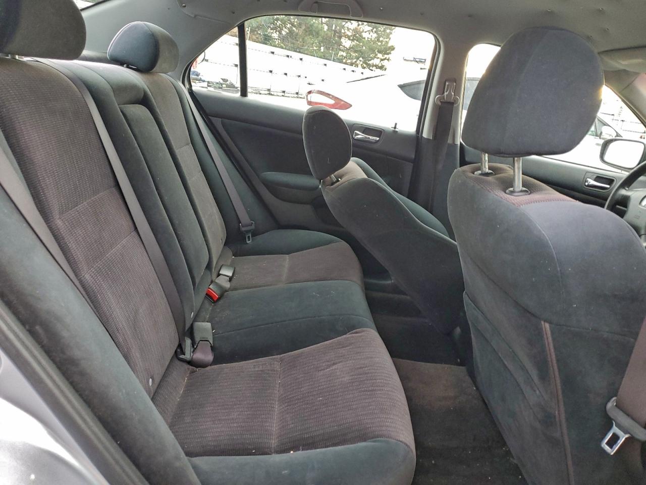 2003 HONDA ACCORD LX photo 19