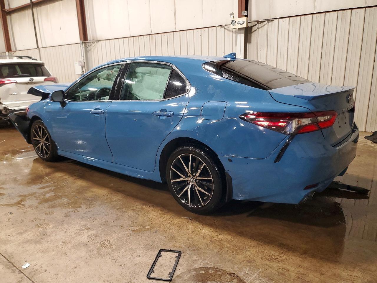 2023 TOYOTA CAMRY SE NIGHT SHADE photo 2