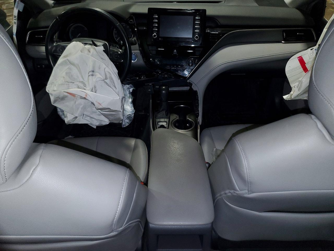 2023 TOYOTA CAMRY SE NIGHT SHADE photo 8