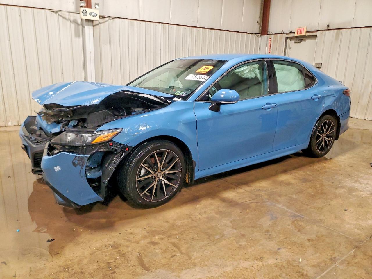 2023 TOYOTA CAMRY