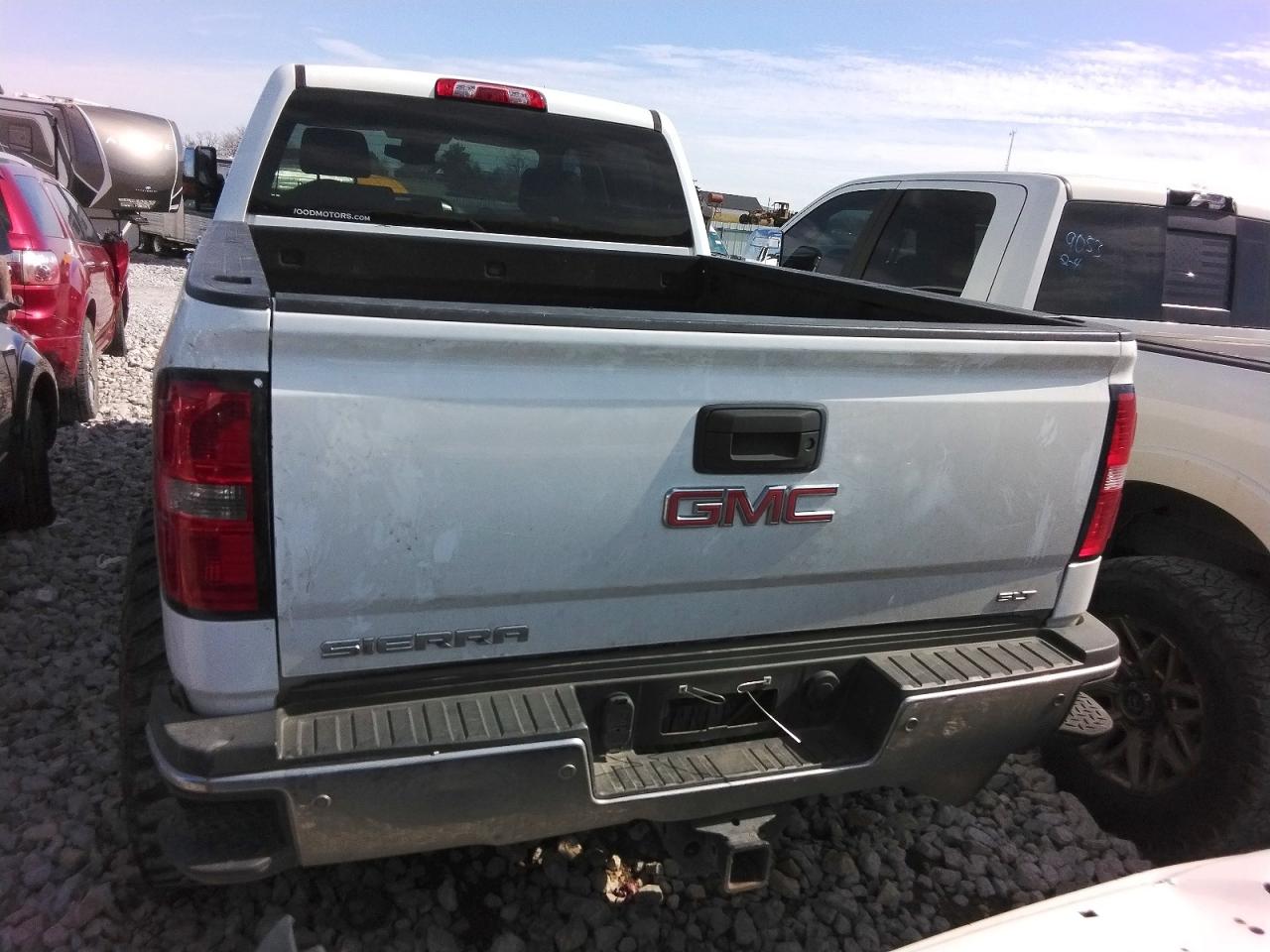2015 GMC SIERRA K2500 SLT photo 11