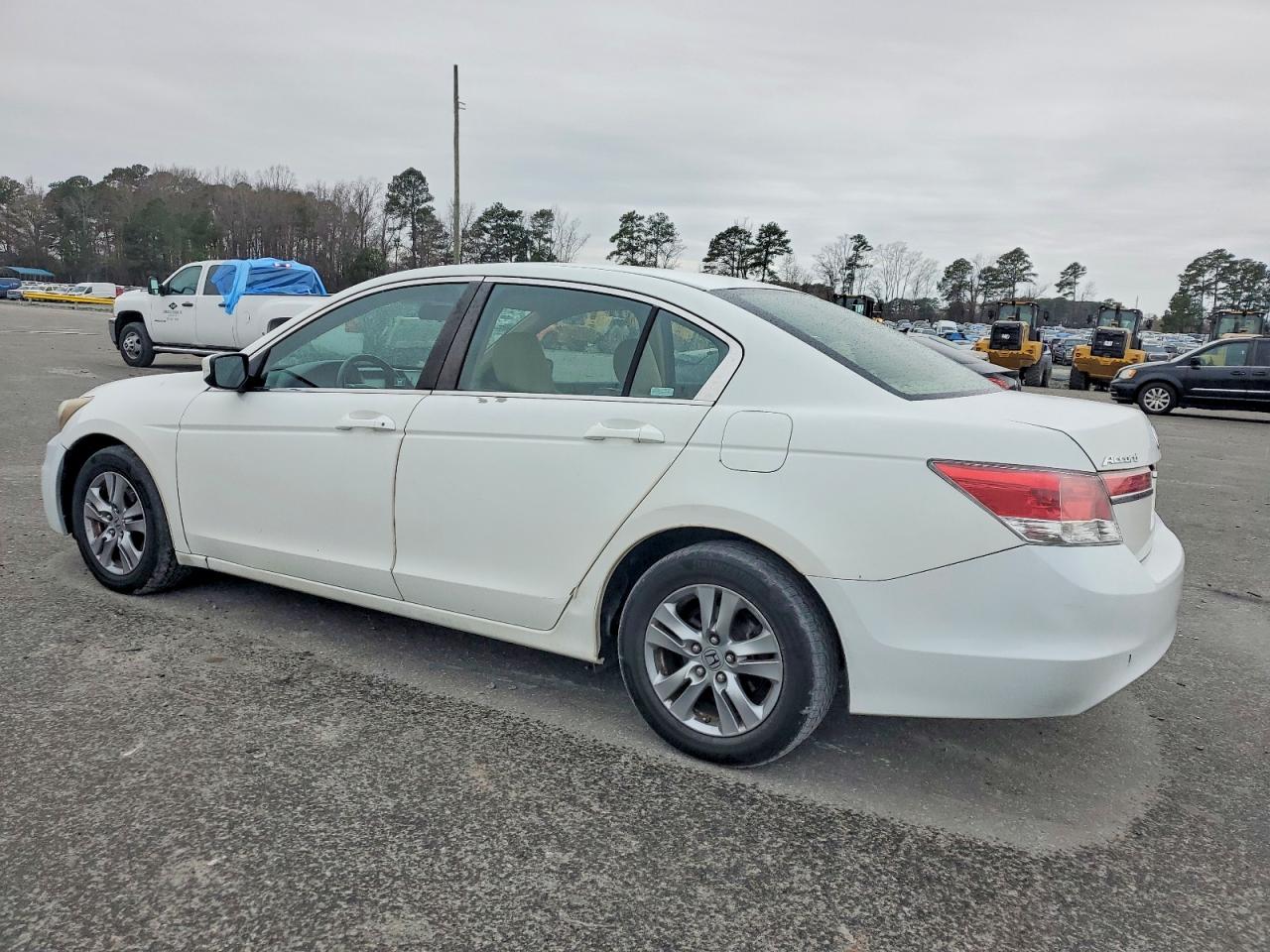 2011 HONDA ACCORD SE photo 2