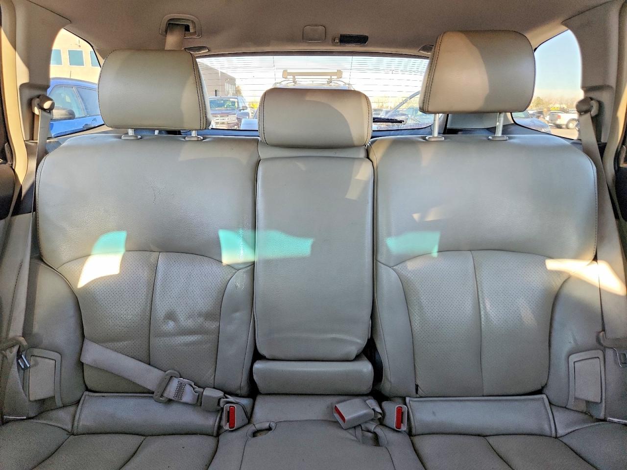 2011 SUBARU OUTBACK 2.5I PREMIUM photo 10