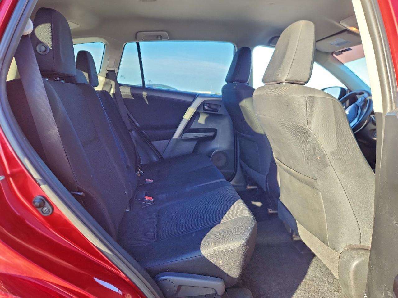 2016 TOYOTA RAV4 LE photo 10
