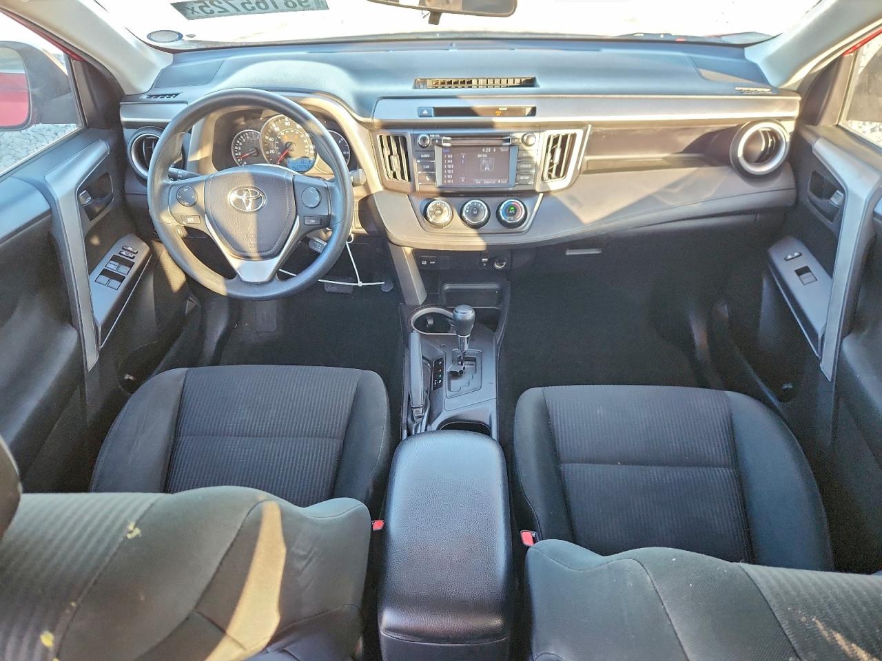 2016 TOYOTA RAV4 LE photo 8