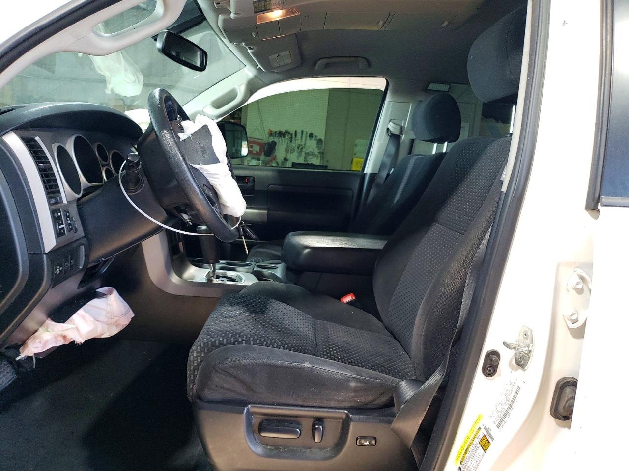 2012 TOYOTA TUNDRA CREWMAX SR5 photo 7