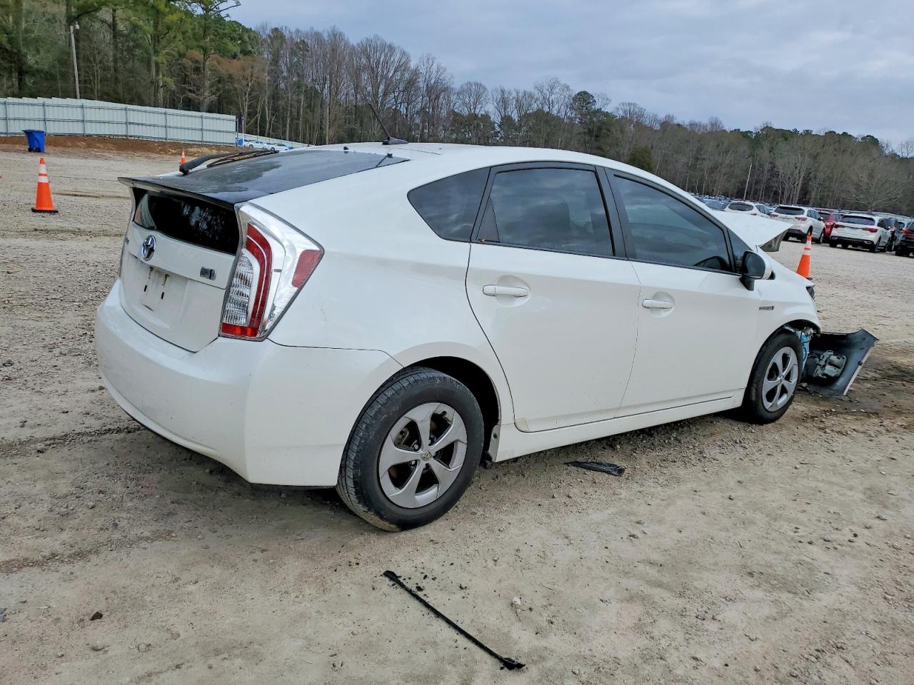 2012 TOYOTA PRIUS photo 3