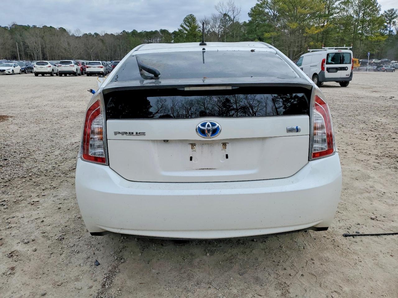 2012 TOYOTA PRIUS photo 6