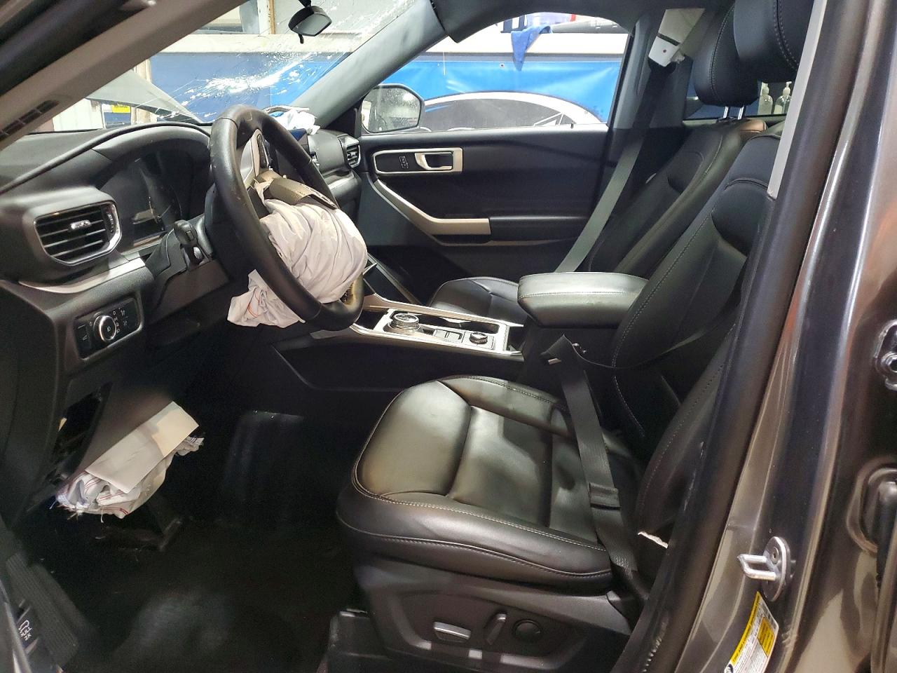 2023 FORD EXPLORER XLT photo 7