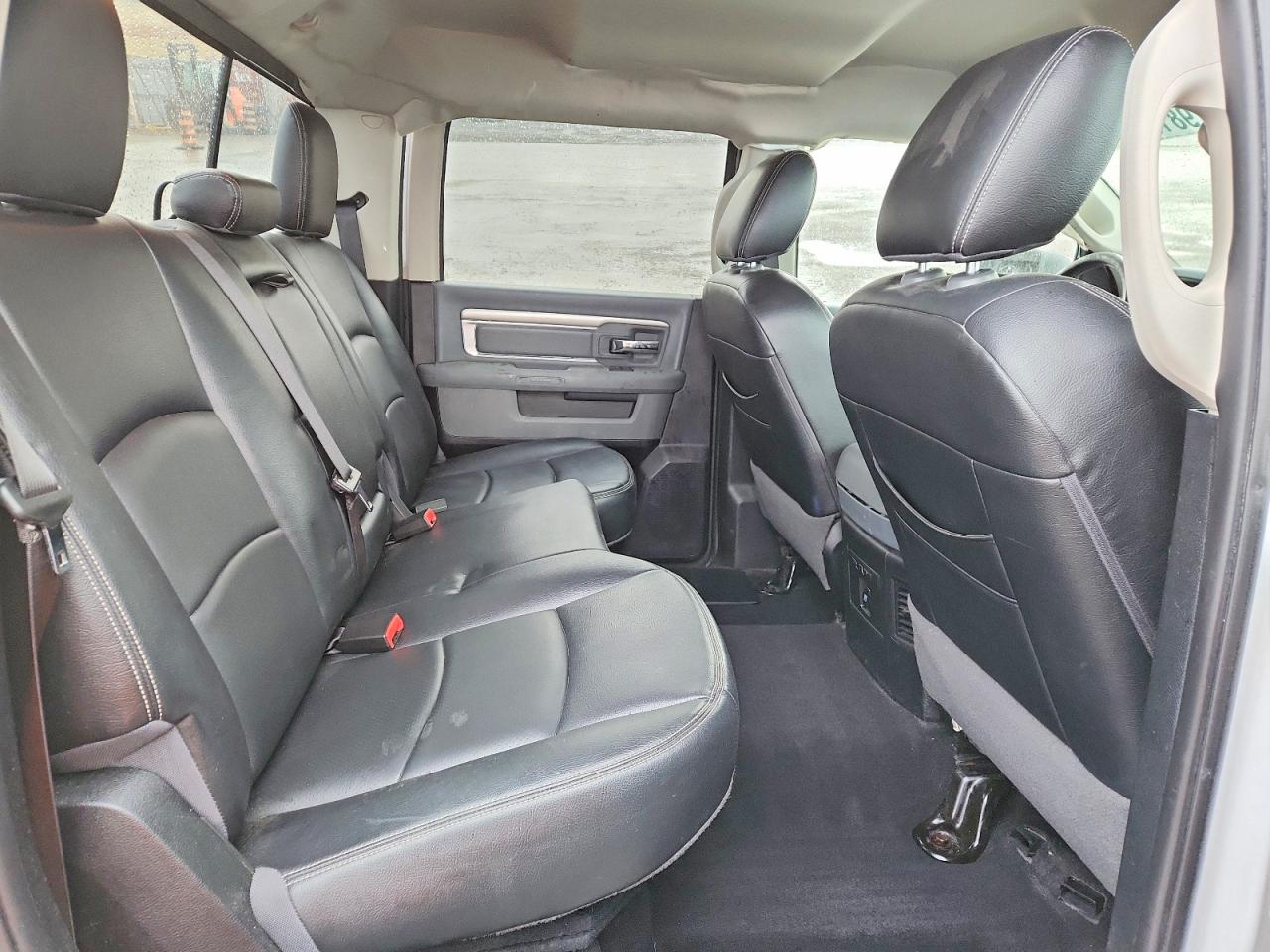 2018 RAM 1500 SLT photo 10