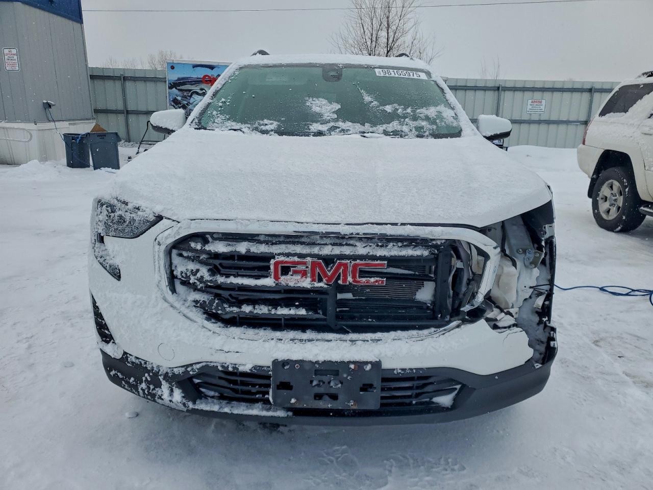 2020 GMC TERRAIN SLE photo 5