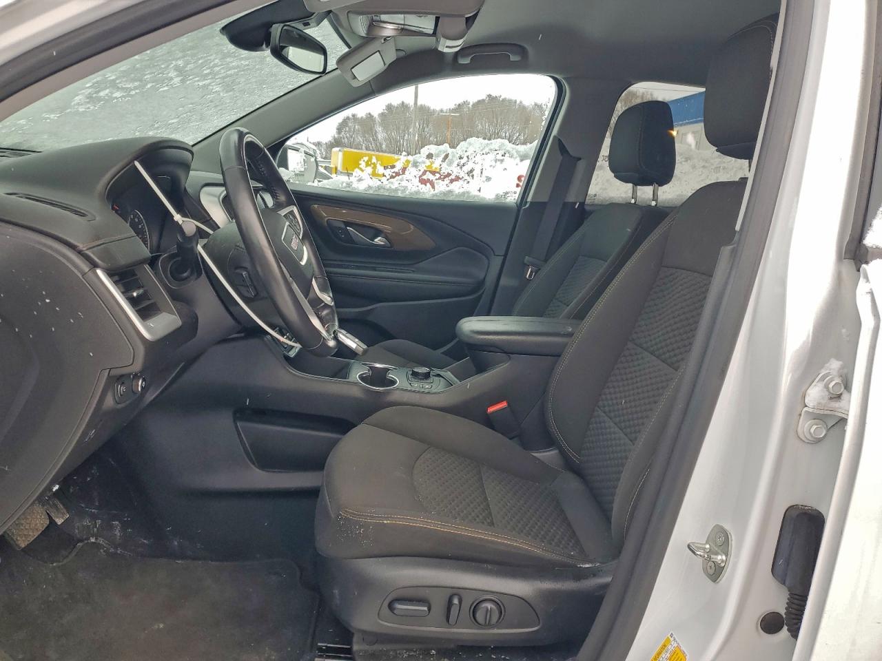 2020 GMC TERRAIN SLE photo 7