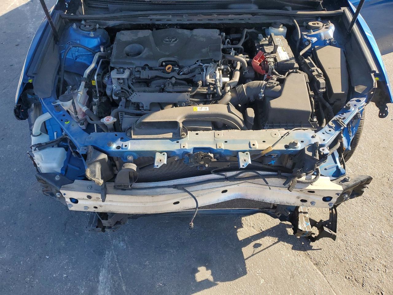 2019 TOYOTA CAMRY L photo 11