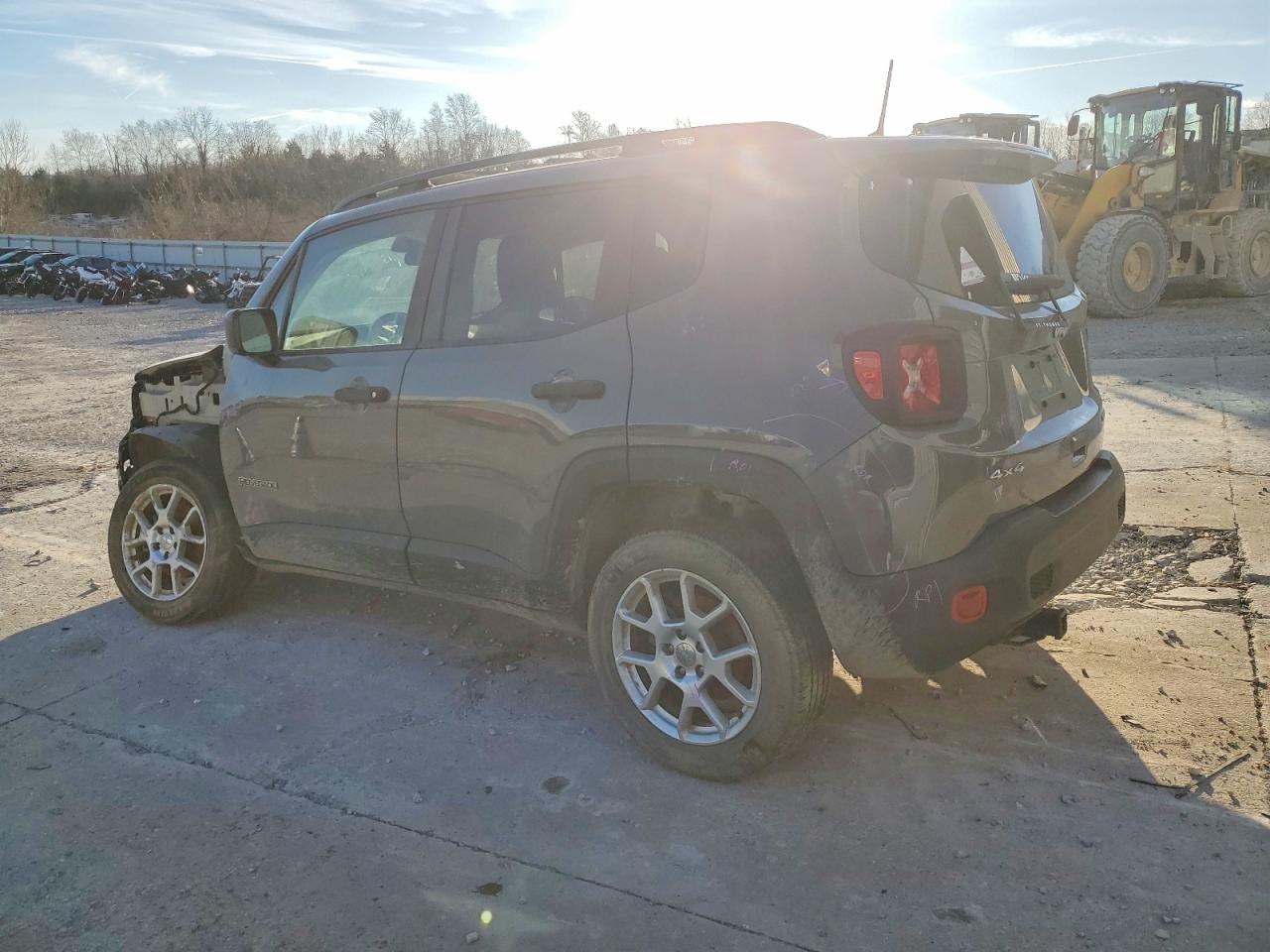 2020 JEEP RENEGADE SPORT photo 2