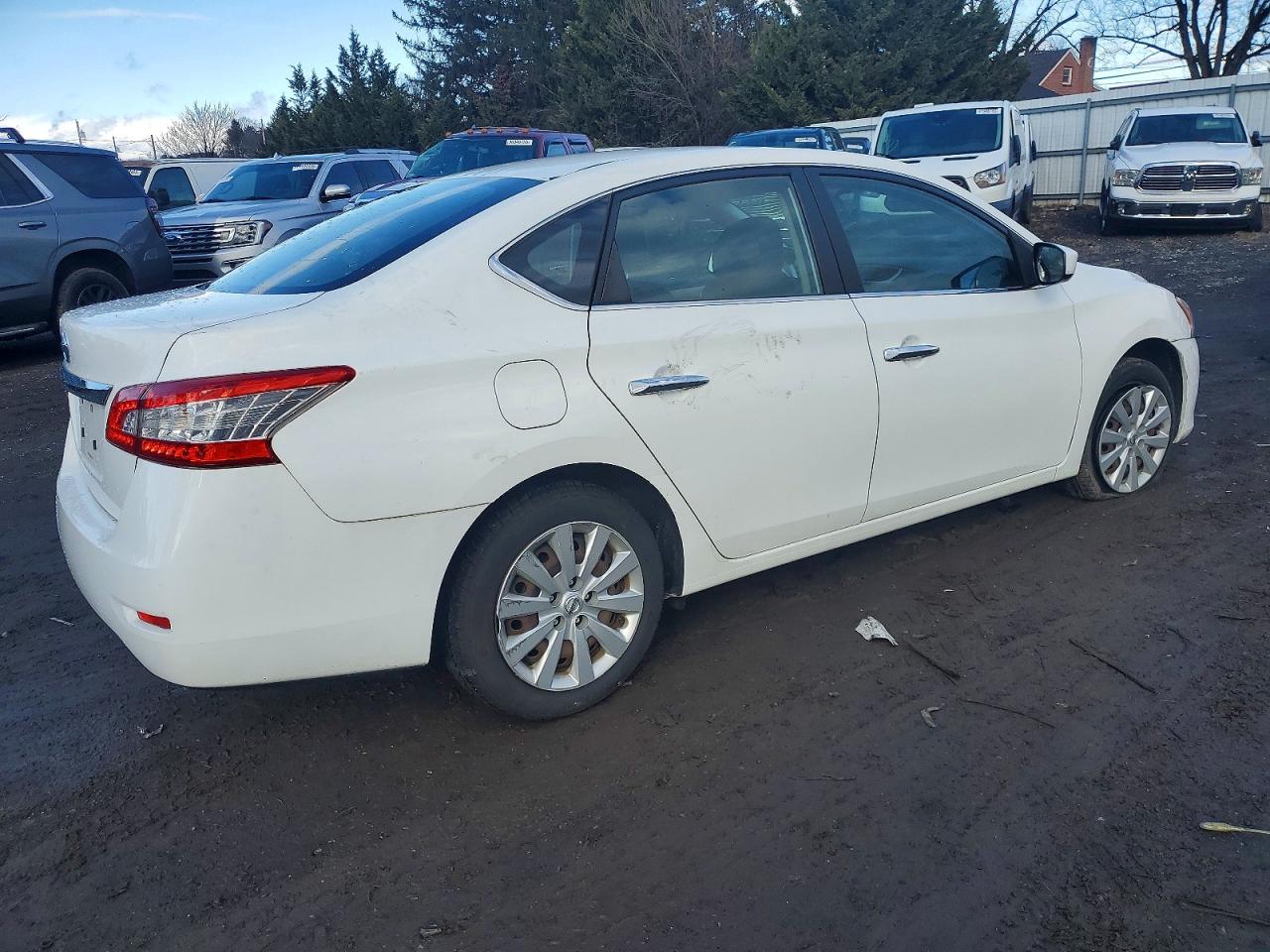2015 NISSAN SENTRA S photo 3