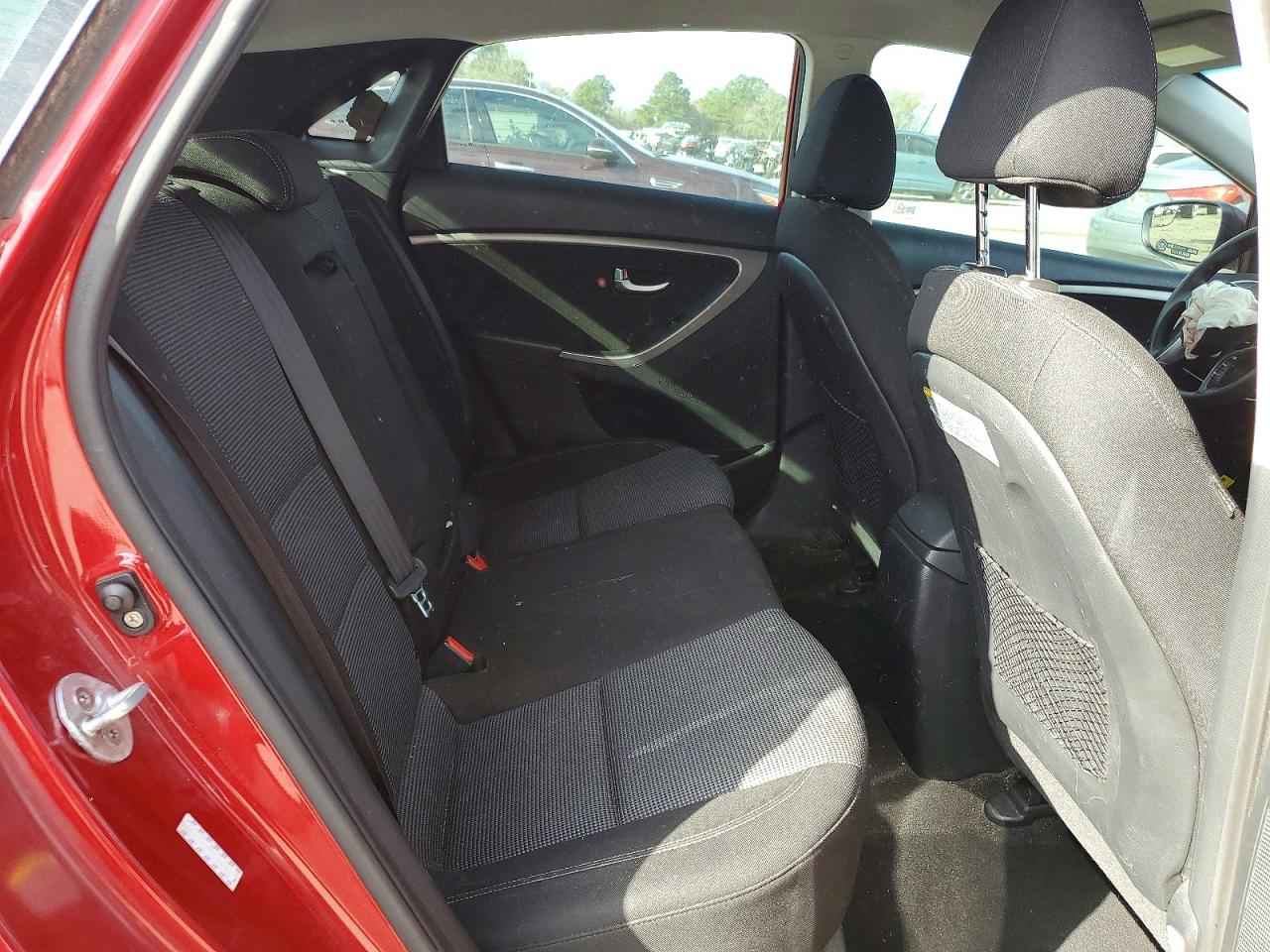 2016 HYUNDAI ELANTRA GT photo 10