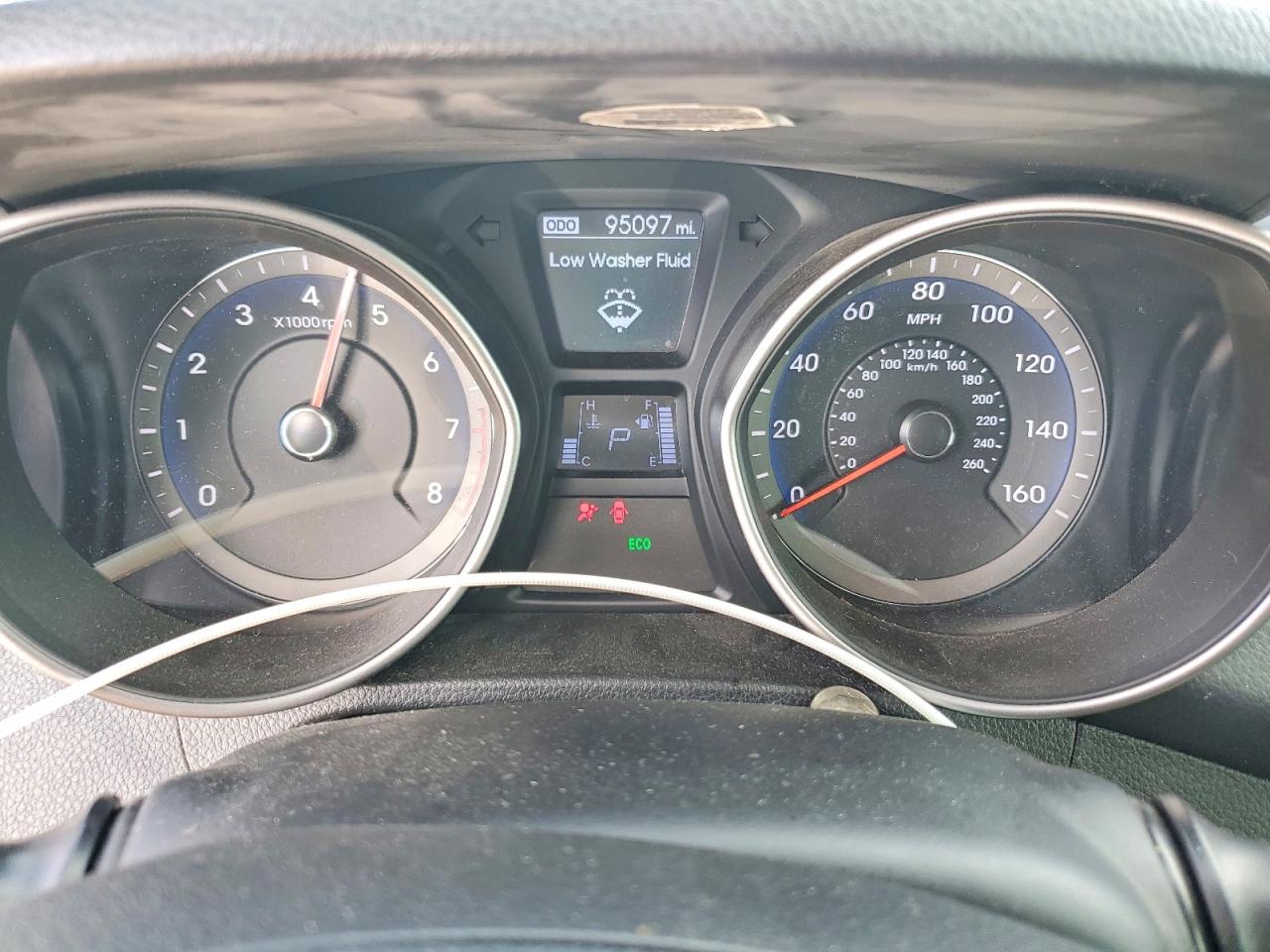 2016 HYUNDAI ELANTRA GT photo 9